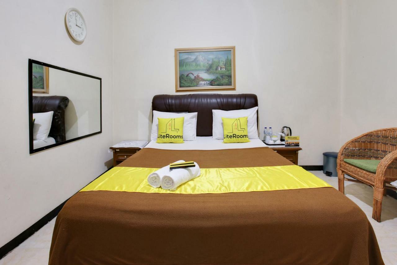 Lite Rooms Bogor Guest House Kültér fotó