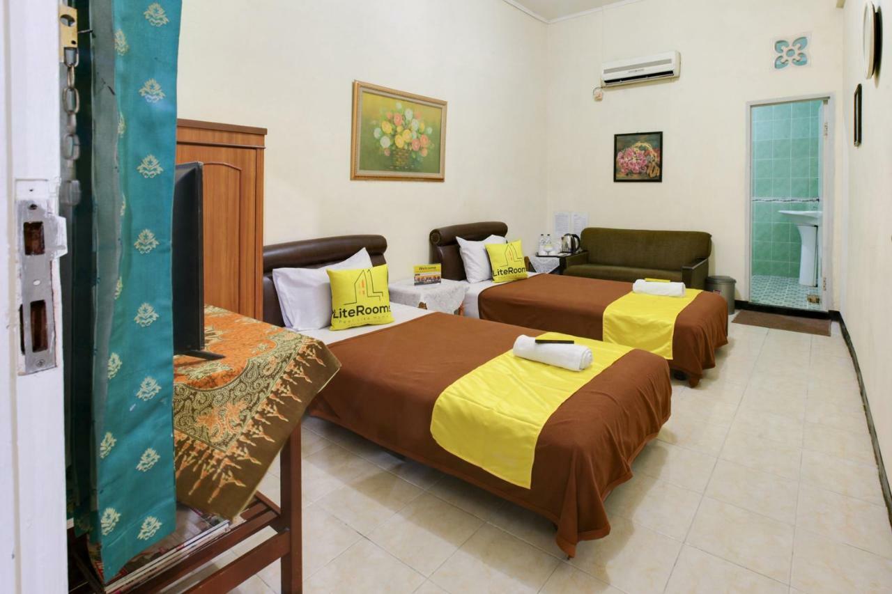 Lite Rooms Bogor Guest House Kültér fotó