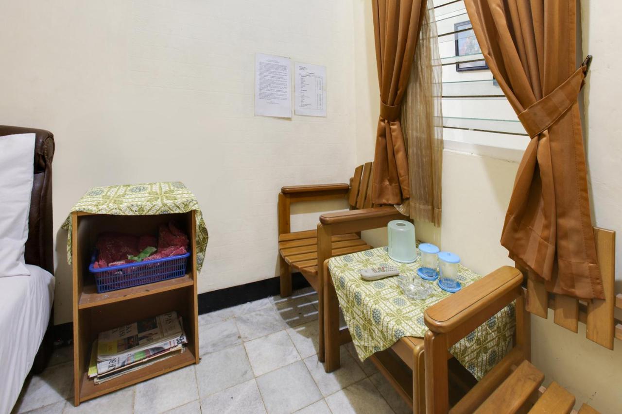 Lite Rooms Bogor Guest House Kültér fotó